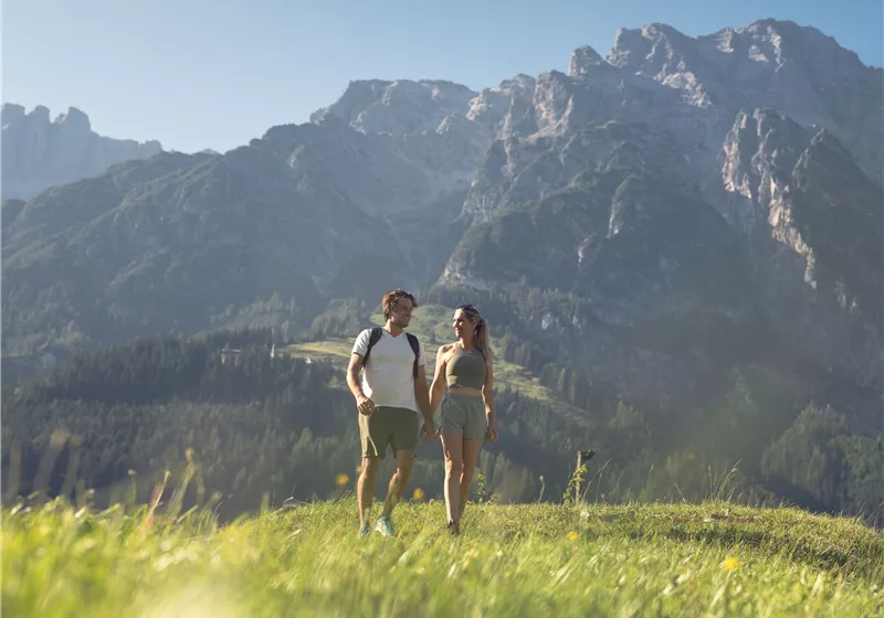 wandern-paarurlaub-leoganger-steinberge-hotel-leonhard