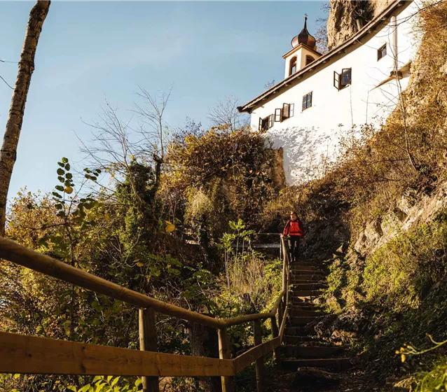 saalfelden-leogang-herbstspaziergangzureinsiedelei-herbstwald-sonnenschein-2