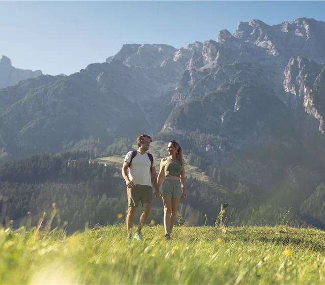 wandern-paarurlaub-leoganger-steinberge-hotel-leonhard